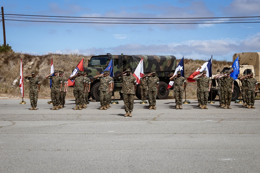 I Marine Expeditionary Force Information Group changes command