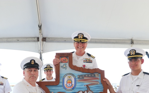 USS Gonzalez (DDG 66) Conducts Change of Command Ceremony