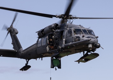 Alaska Air National Guard rescues climber trapped on cliff near Seward