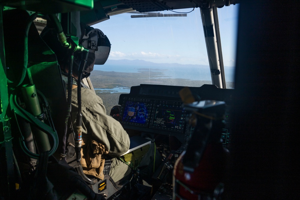 31st MEU | Marine Medium Tiltrotor Squadron VMM-265 (Rein.) Conducts Live-Fire Range