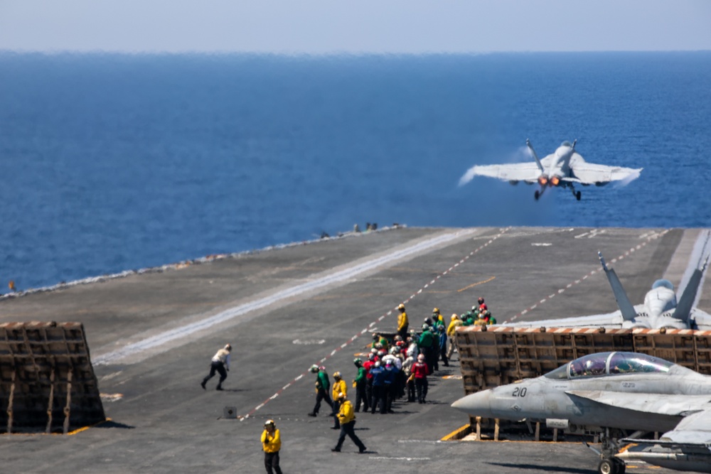 USS Gerald R. Ford (CVN 78) Conducts Flight Operations