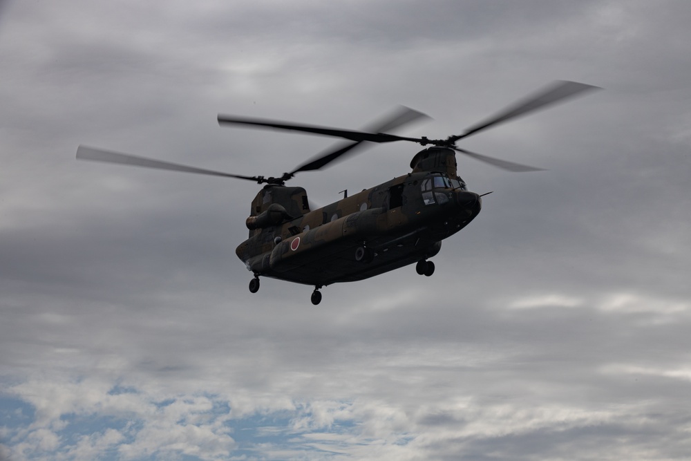 1st Helicopter Brigade Commander visits U.S. Marines, Sailors during Talisman Sabre 25