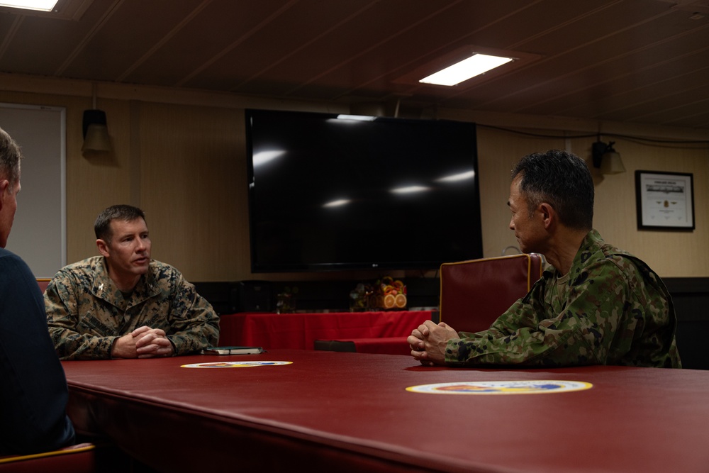 1st Helicopter Brigade Commander visits U.S. Marines, Sailors during Talisman Sabre 25