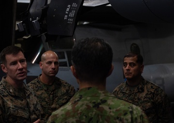 1st Helicopter Brigade Commander visits U.S. Marines, Sailors during Talisman Sabre 25