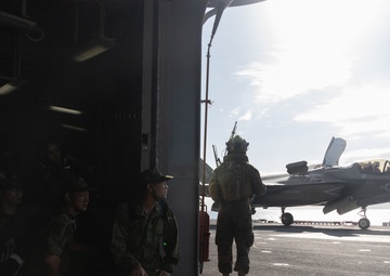 1st Helicopter Brigade Commander visits U.S. Marines, Sailors during Talisman Sabre 25