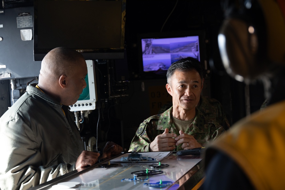 1st Helicopter Brigade Commander visits U.S. Marines, Sailors during Talisman Sabre 25