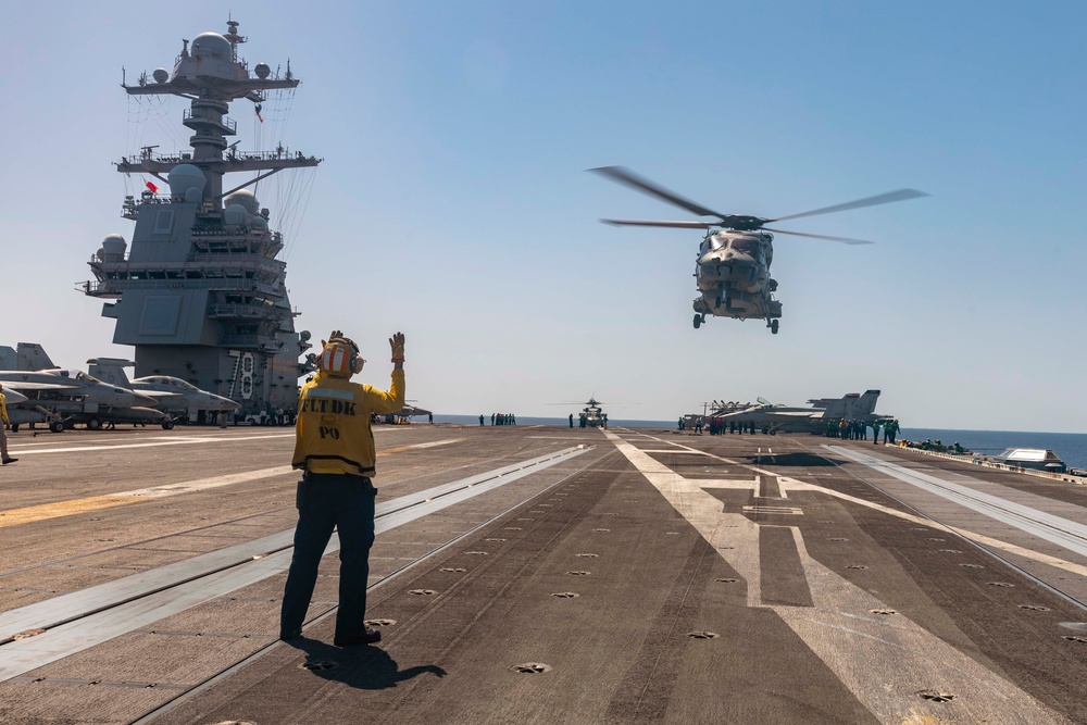 ITS Spartaco Schergat (F 598) Commanding Officer Visits USS Gerald R. Ford (CVN 78)