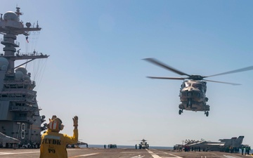 ITS Spartaco Schergat (F 598) Commanding Officer Visits USS Gerald R. Ford (CVN 78)