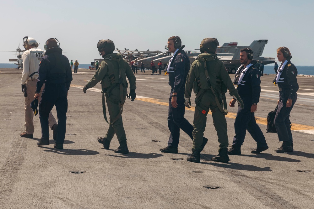 ITS Spartaco Schergat (F 598) Commanding Officer Visits USS Gerald R. Ford (CVN 78)