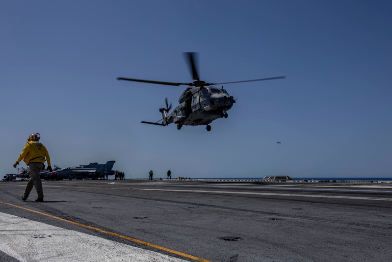 ITS Spartaco Schergat (F 598) Commanding Officer Visits USS Gerald R. Ford (CVN 78)