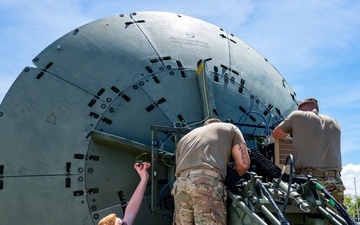 25 SRS Extends Electromagnetic Training for Resolute Space