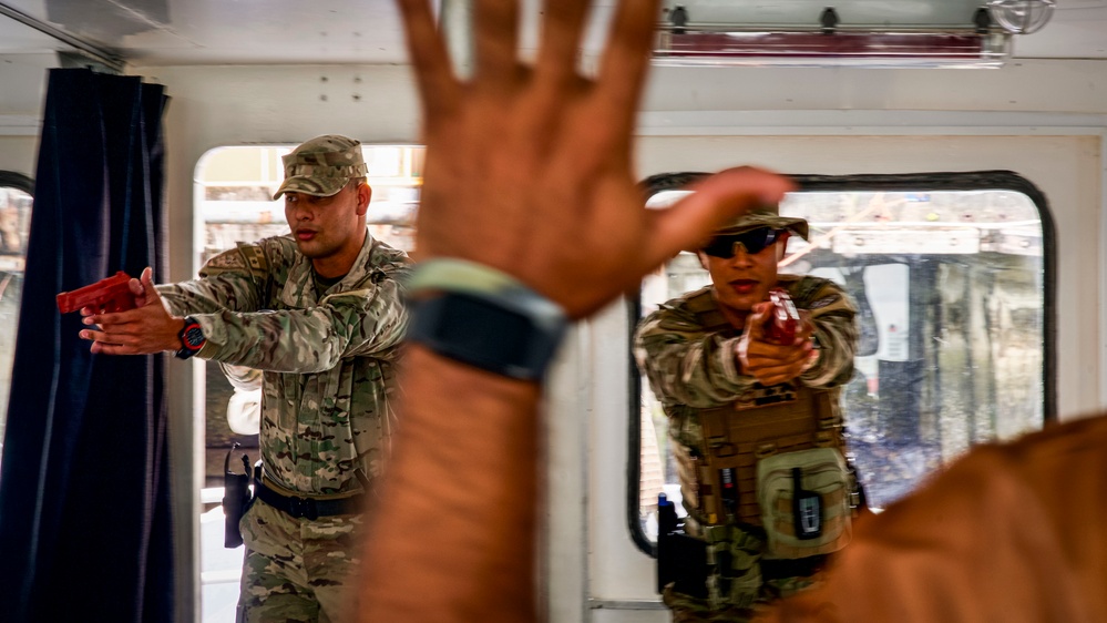 U.S. Coast Guard trains with Panamanian partners in maritime law enforcement operations