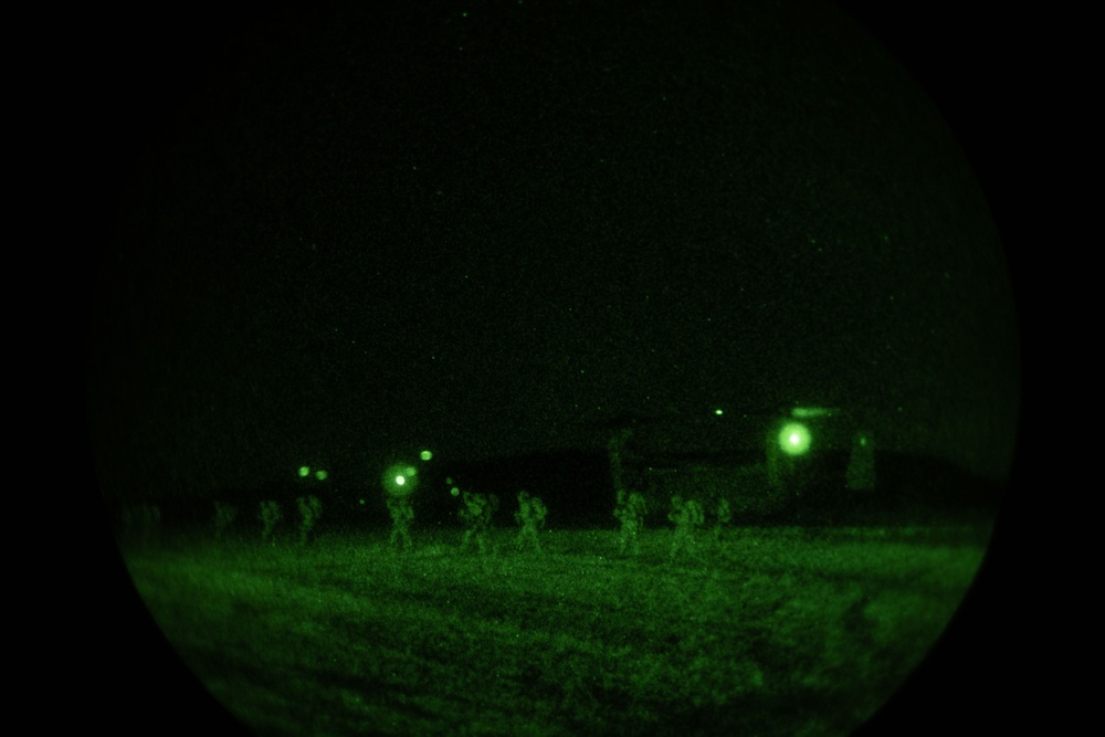 Talisman Sabre 25: U.S. Marines, sailors with MRF-D 25.3 conduct airfield seizure