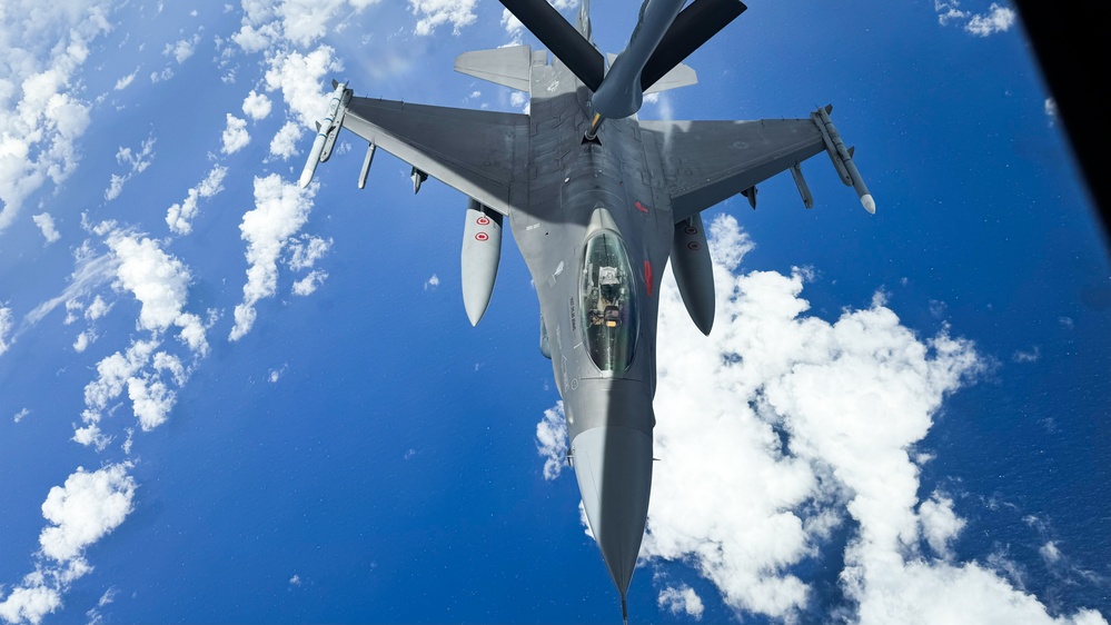 KC-135 refuels F-16s during DLE 2025