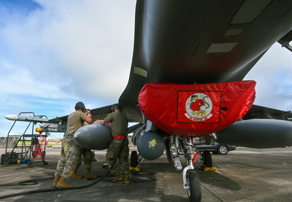 D.C. Air National Guard keeps F-16s mission ready during REFORPAC exercise