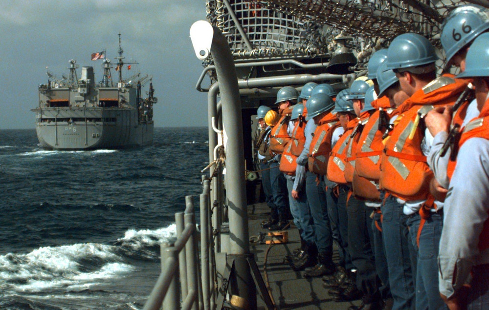 USS Thomas Gates makes its approach on the USS Kalamazoo.