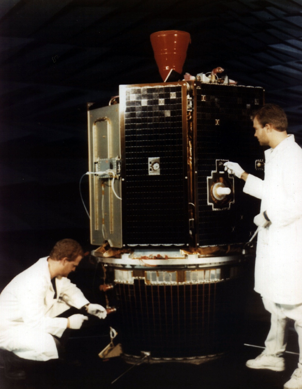 Clementine satellite undergoes final checks in 1993.