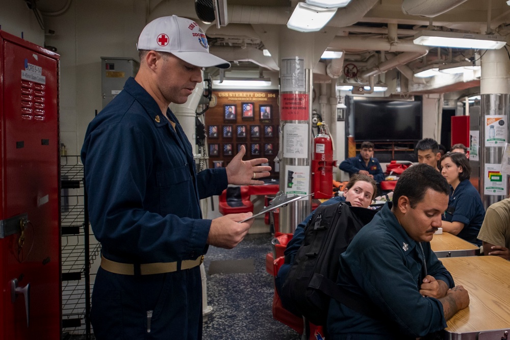 USS Sterett conducts operations in the Indian Ocean as part of the Carl Vinson Carrier Strike Group