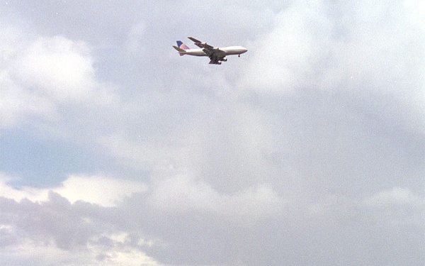 Active flight pattern over KAL Flight 801 crash site