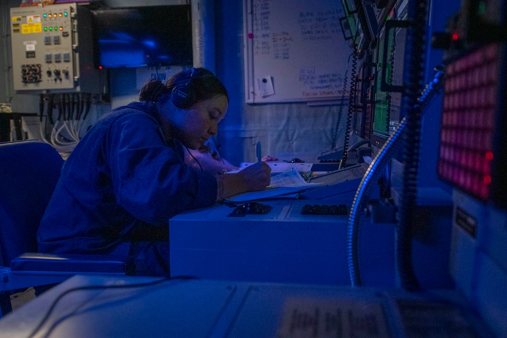 USS Sterett conducts operations in the Indian Ocean as part of the Carl Vinson Carrier Strike Group
