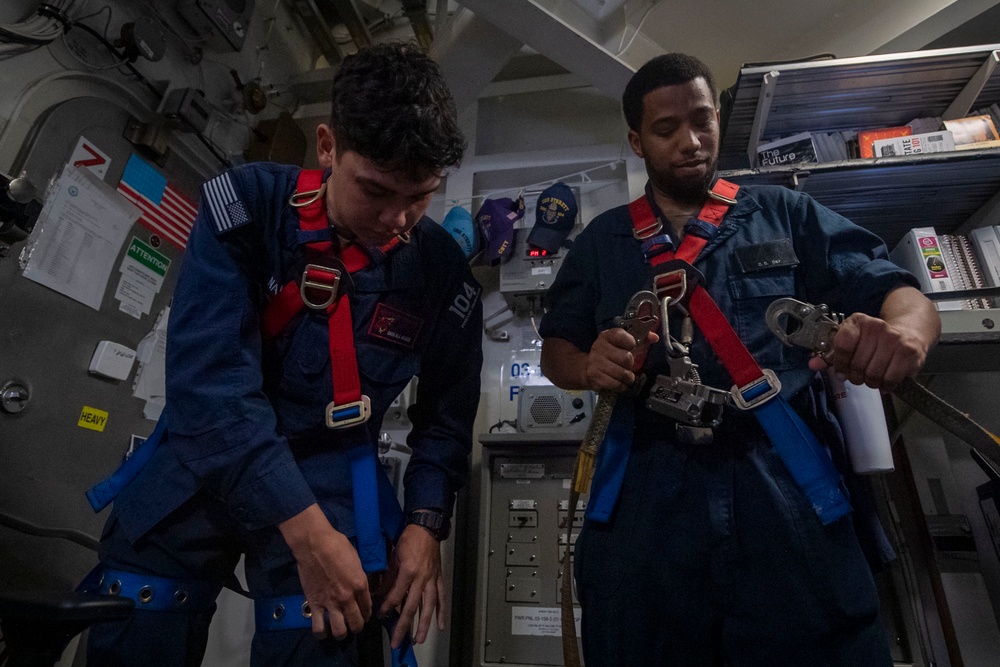 USS Sterett conducts operations in the Indian Ocean as part of the Carl Vinson Carrier Strike Group