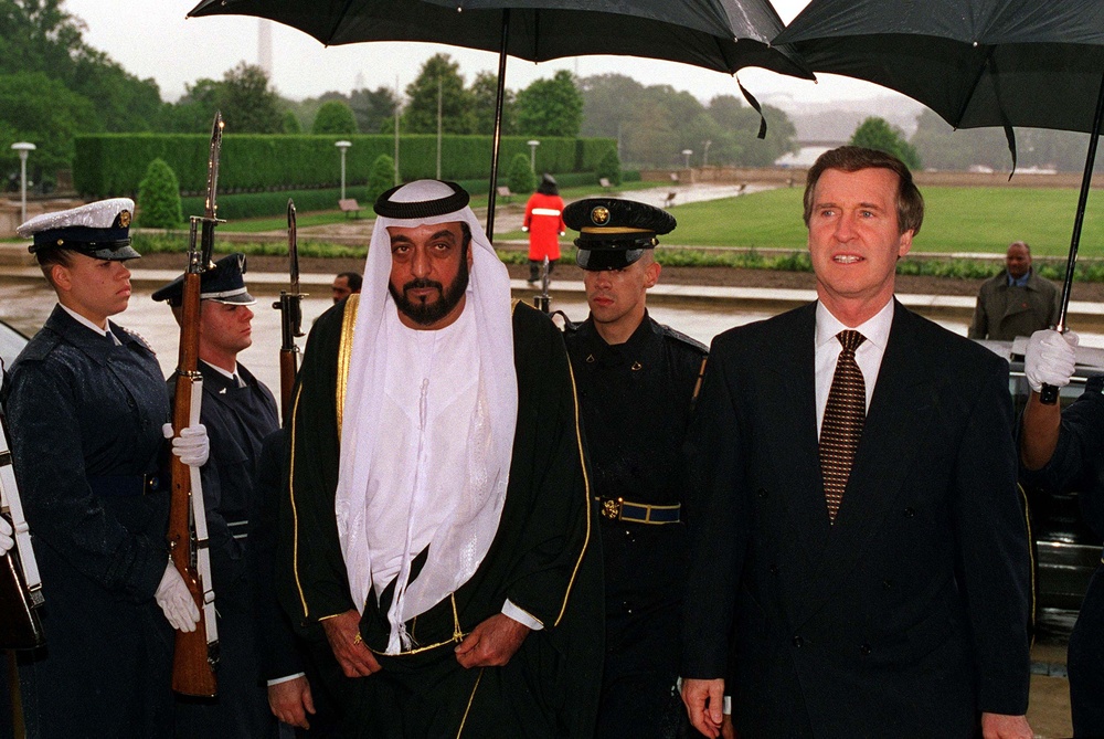 Secretary Cohen escorts Crown Prince Sheikh Khalifa Bin Zayed Al Nahyan into the Pentagon