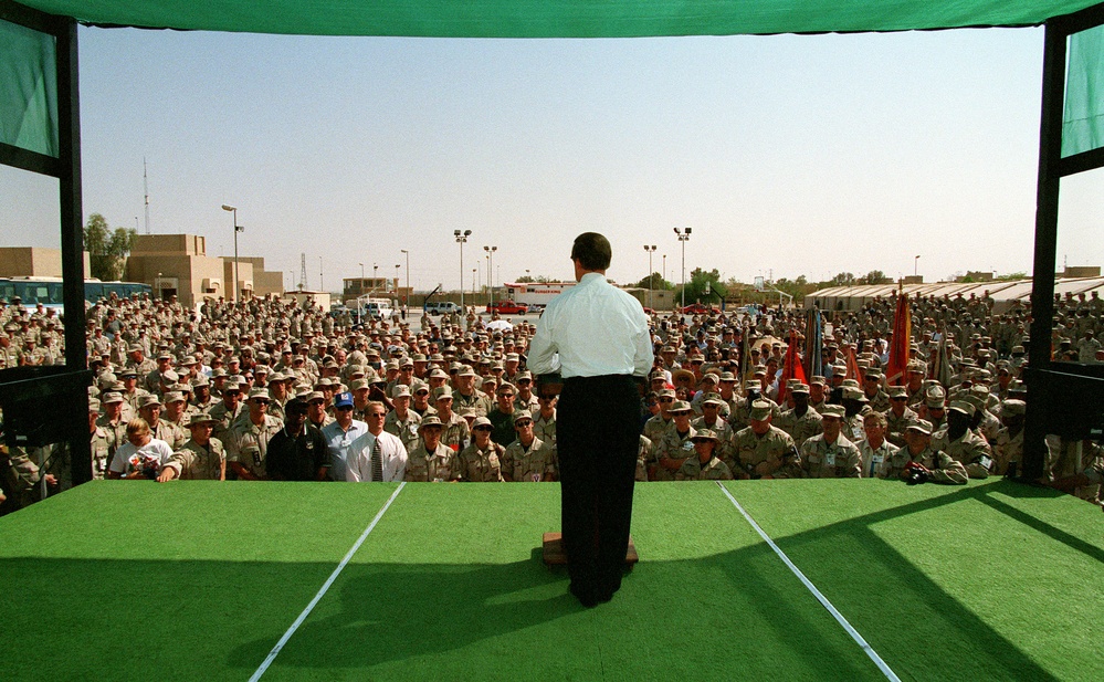 U.S. personnel gather at Eskan Village, Saudi Arabia, to hear Secretary Cohen's address.