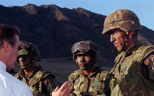 Secretary Cohen talks with men of the 3rd Marine Brigade at Ulupau Crater.