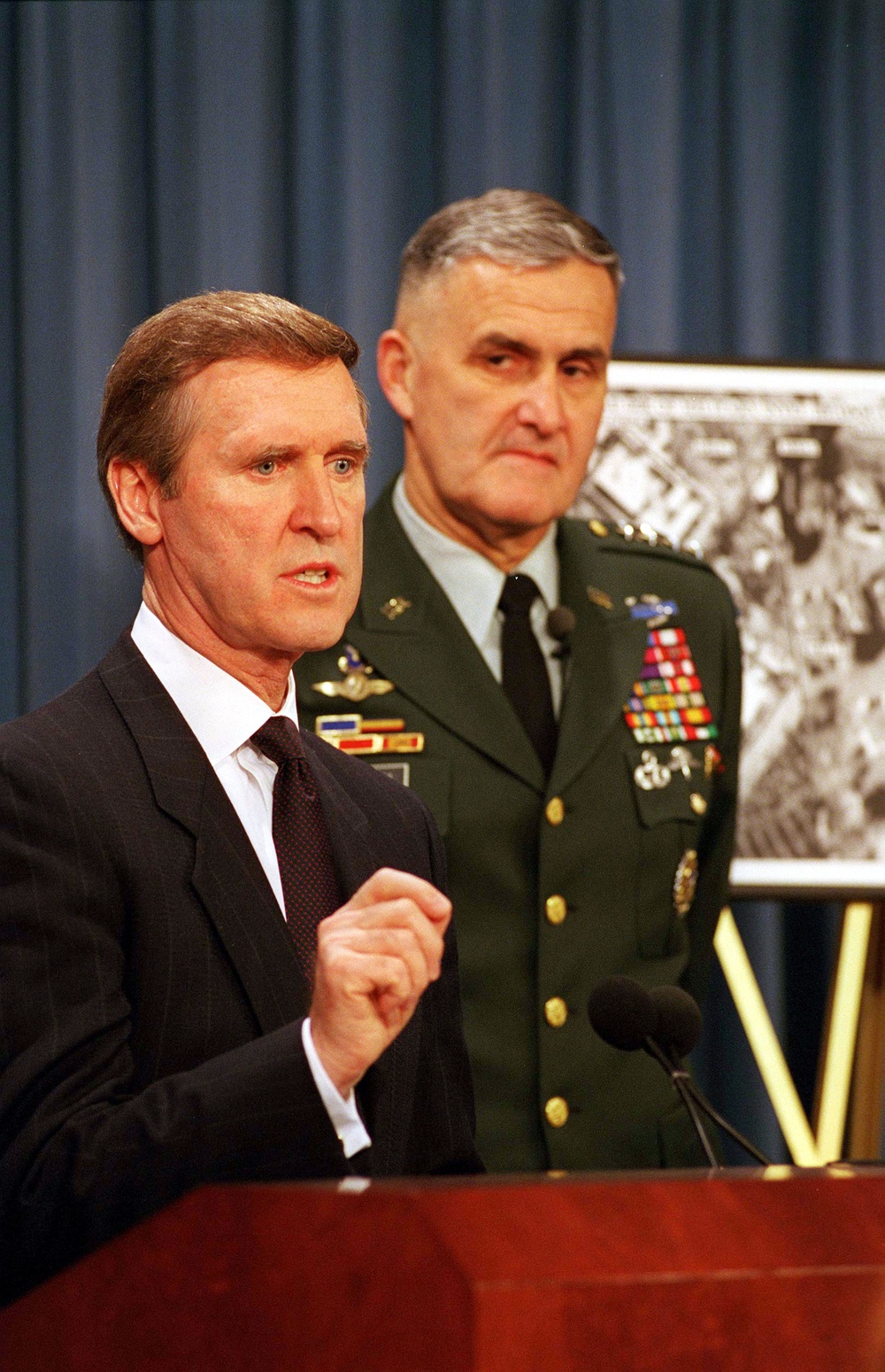 Secretary Cohen briefs reporters in the Pentagon on Operation Desert Fox.