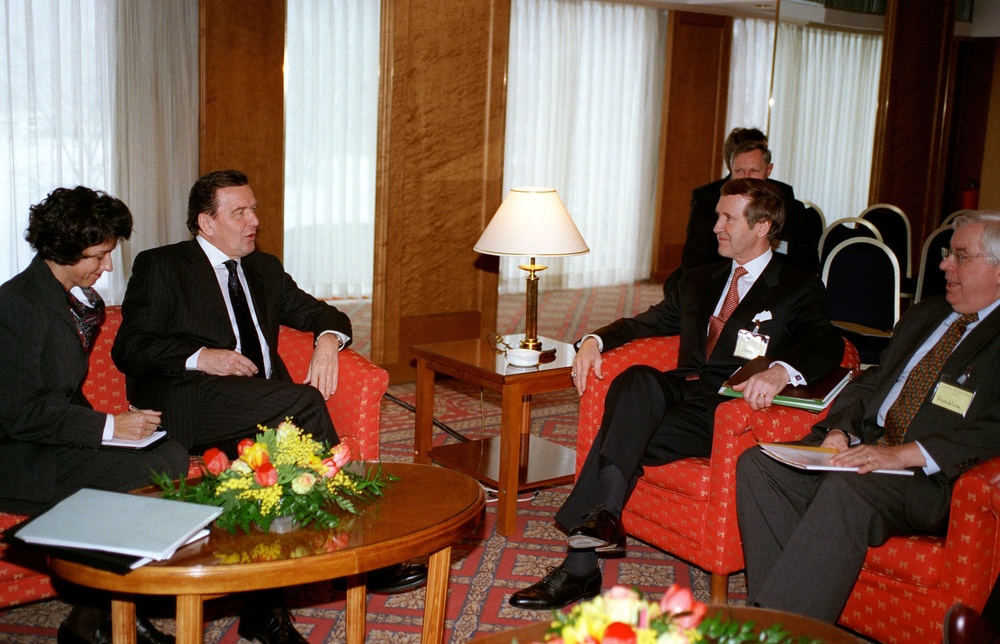German Chancellor Gerhard Schroder meets with Secretary Cohen in Munich.