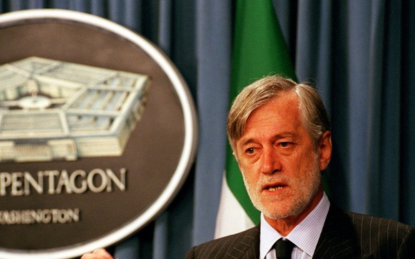 Italian Minister of Defense Carlo Scognamiglio responds to a reporter's question.