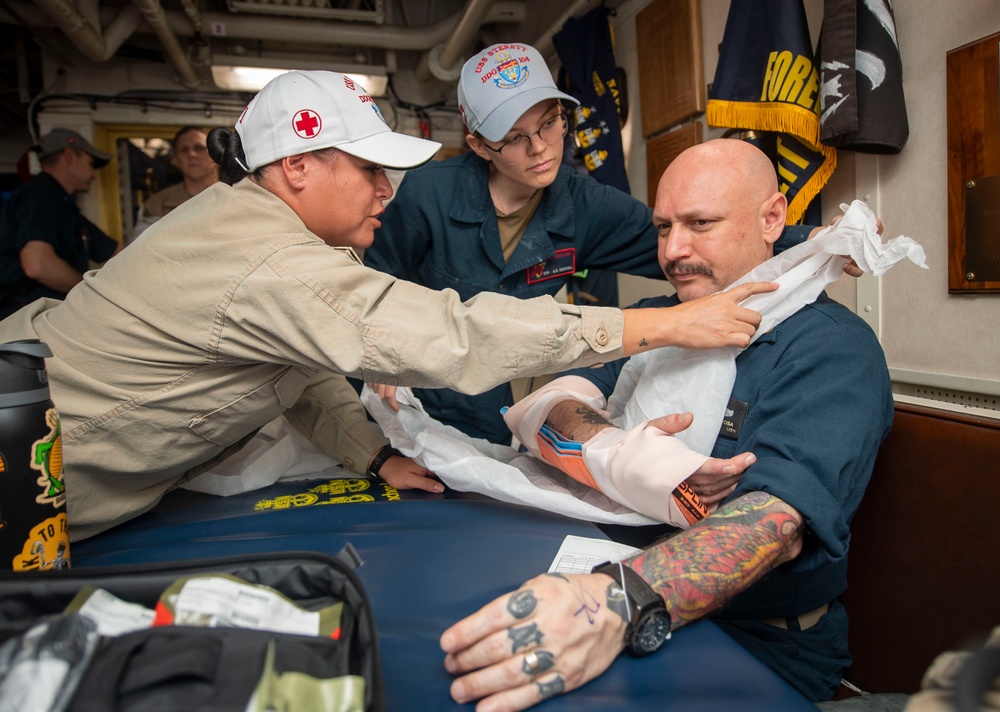 USS Sterett conducts operations in the Philippine Sea as part of the Carl Vinson Carrier Strike Group