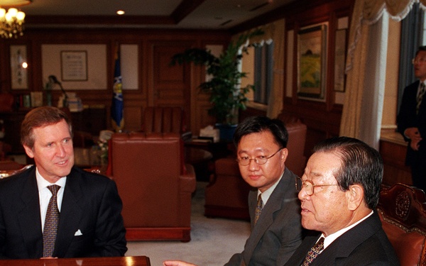 Secretary Cohen meets with South Korean Prime Minister Kim Chong Pil in Seoul.