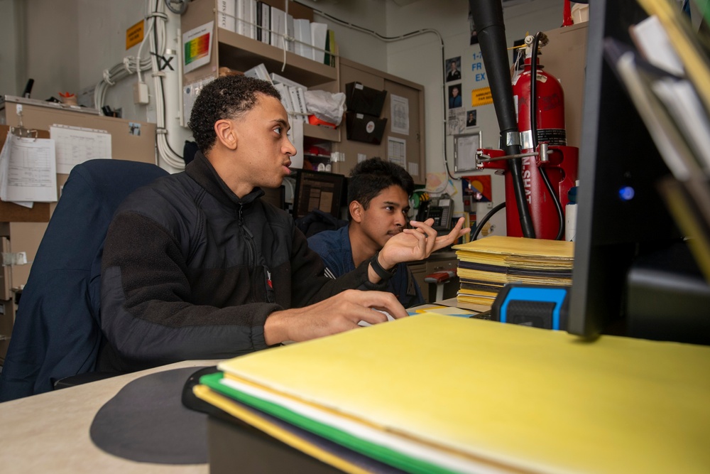 USS Sterett conducts operations in the Philippine Sea as part of the Carl Vinson Carrier Strike Group