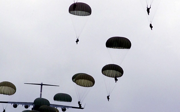 Paratroopers from the U.S. Army's  82nd Airborne and the Ukraine's 80th Air Mobile parachute from a C-17 Globemaster III.