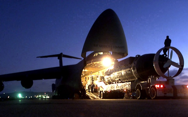 The U.S. Navy's Deep Submergence Rescue Vehicle Mystic (DSRV 1) is loaded aboard a C-5A Galaxy at North Island.