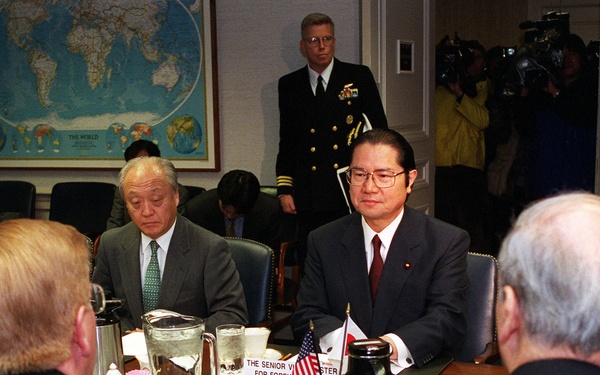 Japanese Senior Vice Minister of Foreign Affairs Seishiro Eto meets in the Pentagon with Deputy Secretary de Leon.
