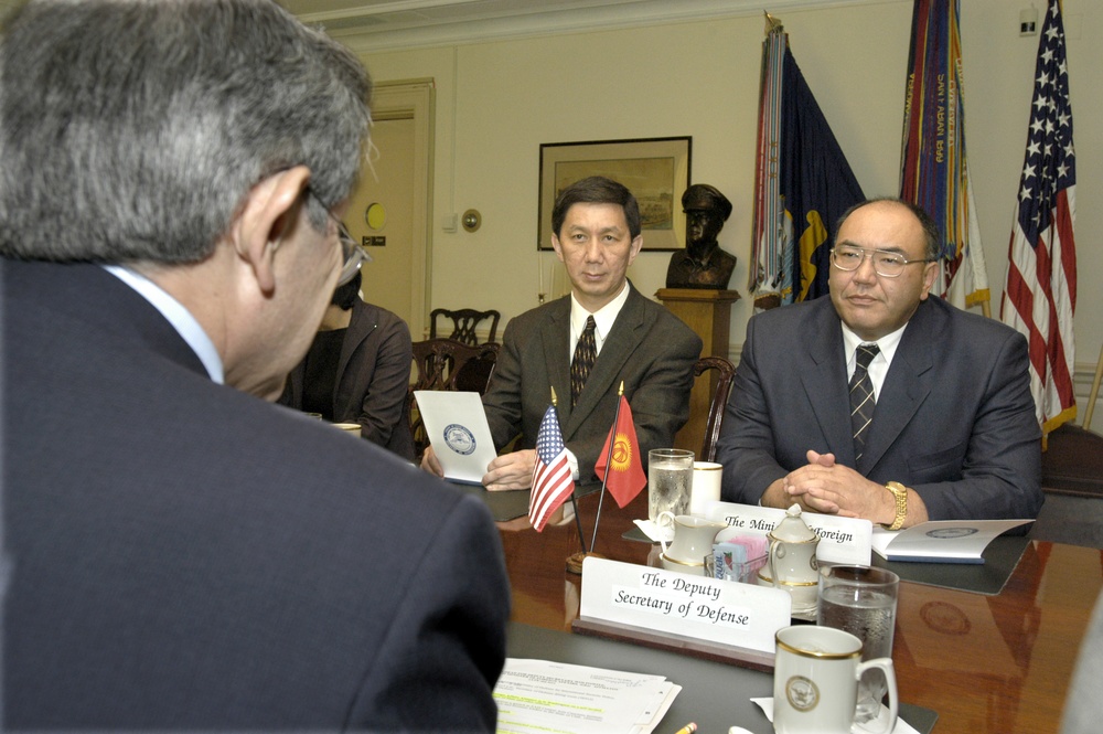 Kyrgyzstan's Minister of Foreign Affairs Askar Aitmatov meets with Deputy Secretary Wolfowitz in the Pentagon.