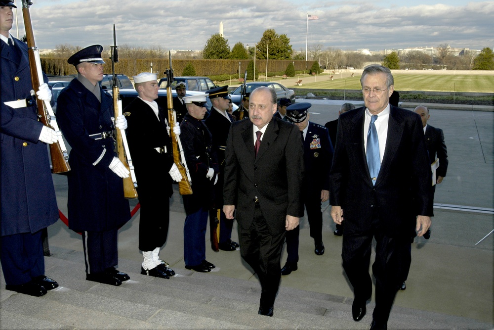 Secretary Rumsfeld escorts Argentine Minister of Defense Jose Pampuro into the Pentagon.
