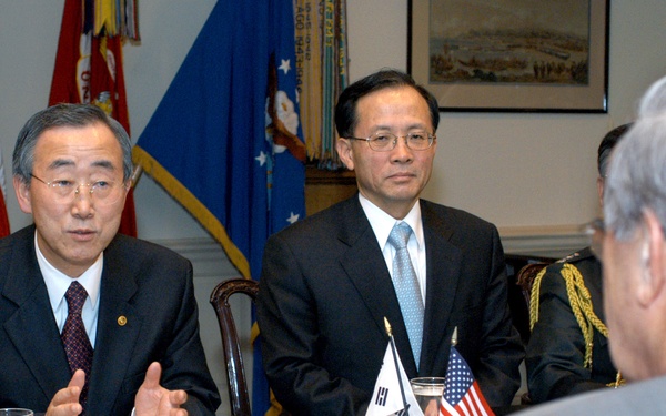 South Korean Minister of Foreign Affairs Ban Ki-moon meets with Secretary Rumsfeld in the Pentagon.