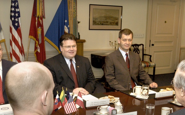 Minister of Defense Liska of Slovakia, Minister of Defense Linkevicius of Lithuania, and Minister of Defense Slakteris of Latvia meet with Secretary Rumsfeld.