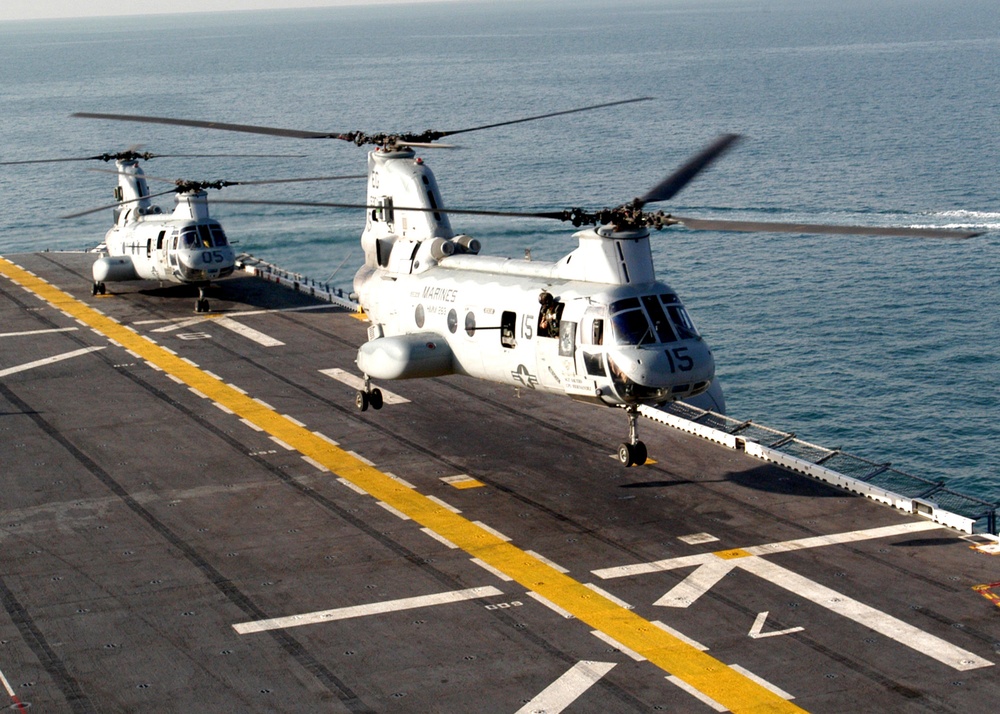 DVIDS - Images - A CH-46 Sea Knight helicopter lifts off from the