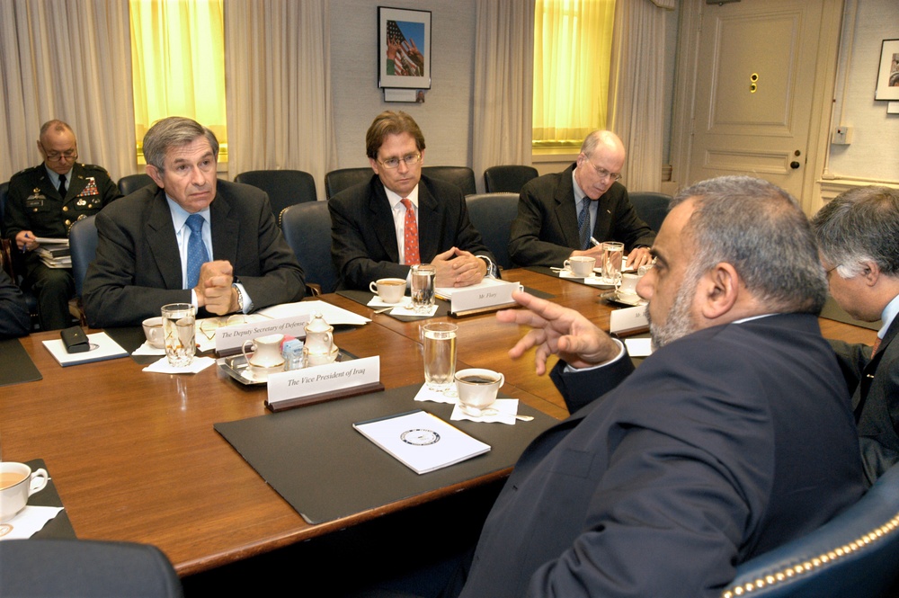 Deputy Secretary Wolfowitz hosts a Pentagon meeting with Iraqi Vice President Adil Abdul Mahki.