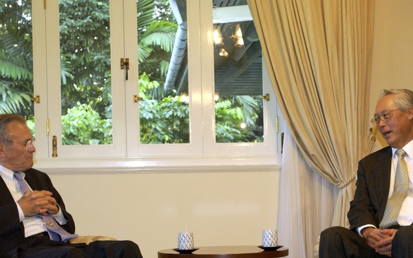 Secretary Rumsfeld meets with Singapore's Senior Minister Goh-Chok Tong.