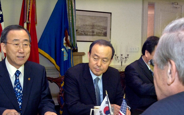 South Korean Minister of Foreign Affairs Ban Ki-moon meets with Secretary Rumsfeld in the Pentagon.