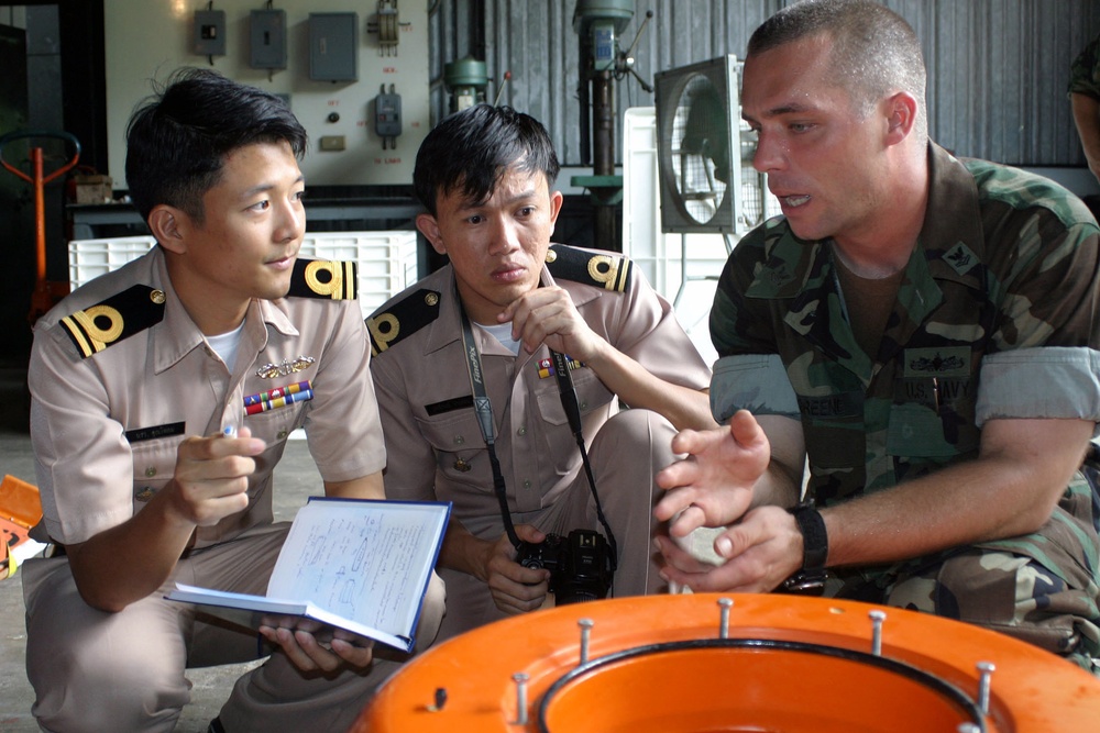 U.S. Navy Petty Officer 2nd Class Matthew Greene conducts training.