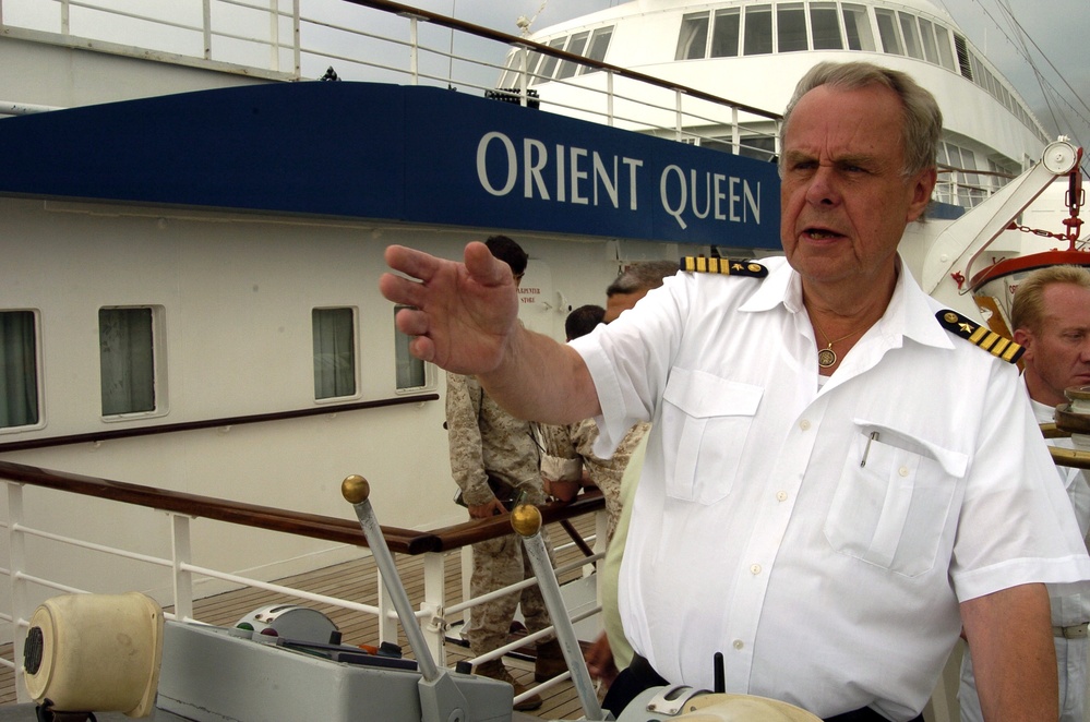 Orient Queen cruise ship assists Americans leaving Lebanon