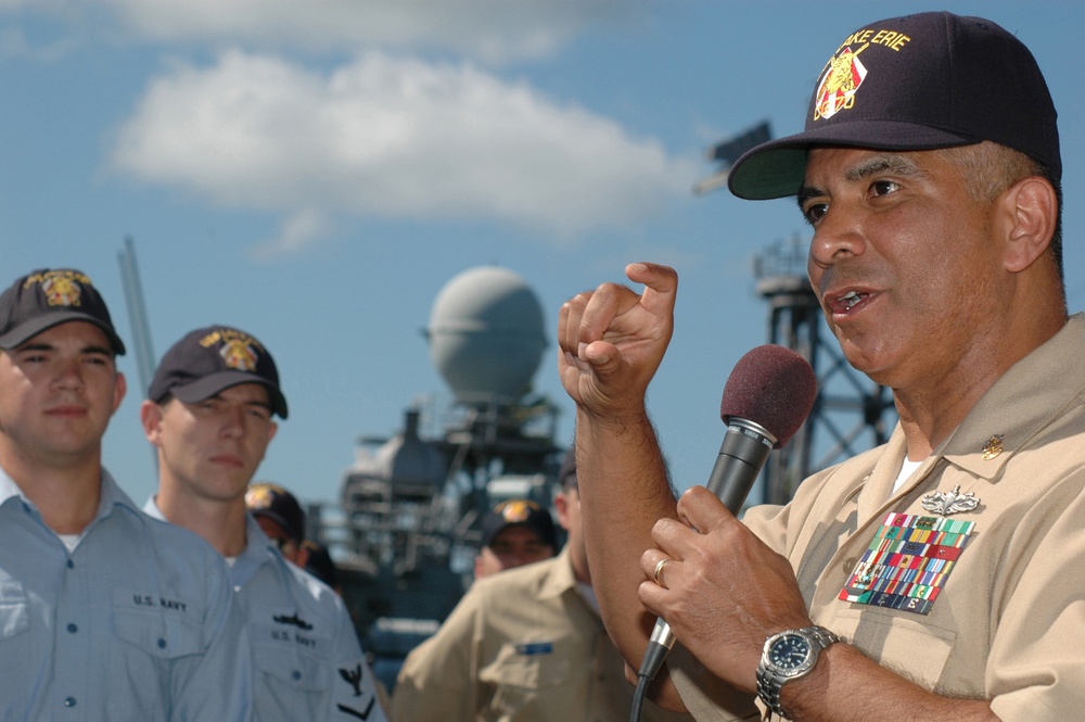 Master Chief Petty Officer of the Navy Joe R. Campa Jr. speaks with sailors.