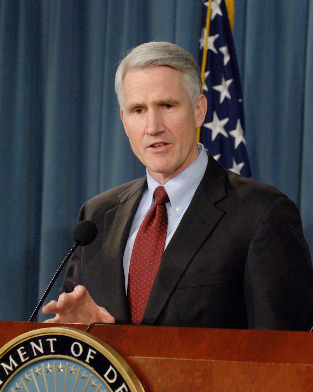 Deputy Assistant Secretary of Defense for Middle East Mark Kimmitt conducts an operational update briefing.