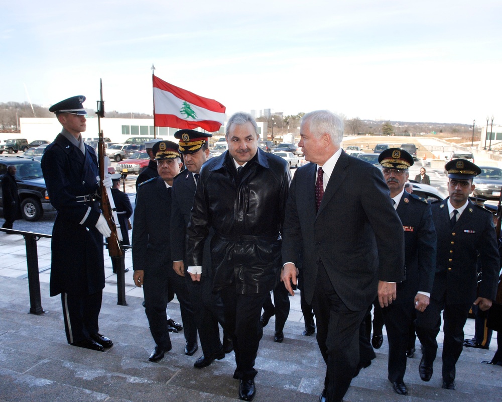 Secretary Gates escorts Lebanese Minister of Defense Elias Murr into the Pentagon.